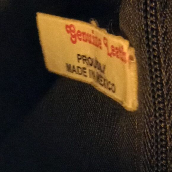 Black Leather Shoulder bag - Picture 3 of 11